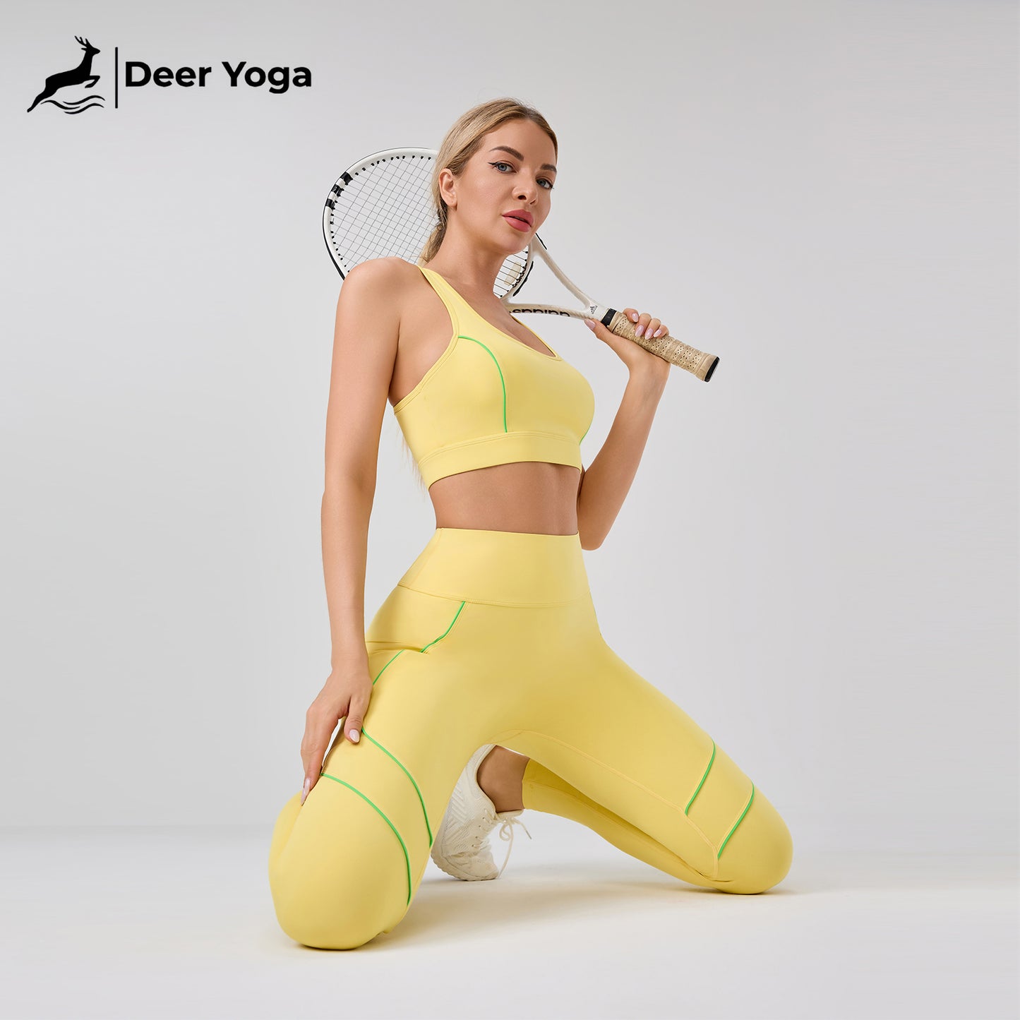 Deer Yoga Women's Sleeveless Sportswear Set